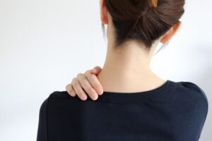 【オフィスdeストレッチ】 首肩が辛い時に！筋肉の滑走と血流を改善するエクササイズ紹介